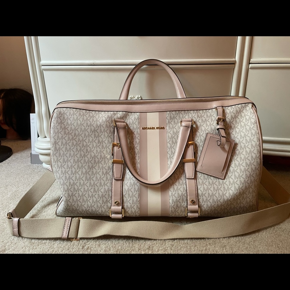 Michael kors duffle bag